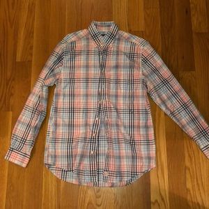 Vineyard Vines Button Down Shirt